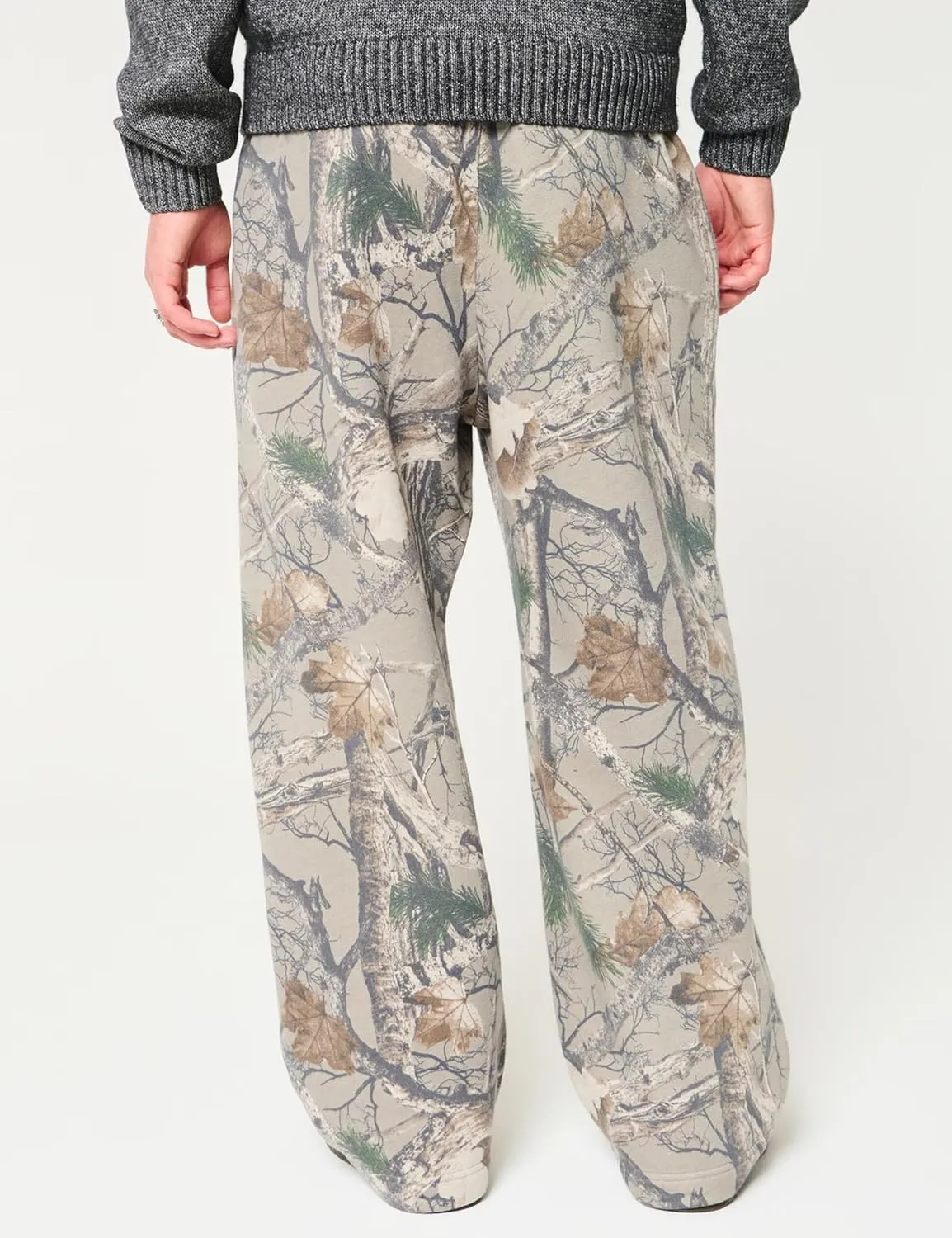 Casual Wide Leg Camo Pants for Women Baggy Elastic High Waist Fleece Sweatpants Maple Leaf Drawstring Lounge Pants
