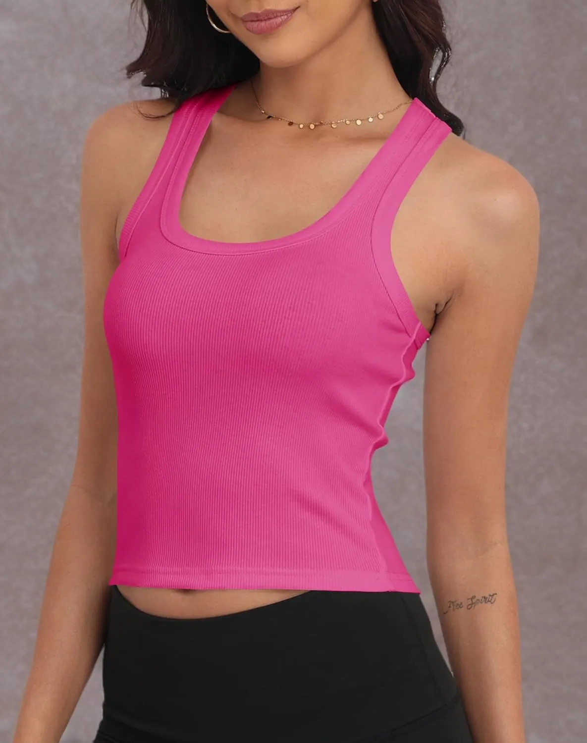 GEMBERA Women Sleeveless Scoop Neck Racerback Ribbed Knit Fitted Teen Basic Crop Tank Top Shirt