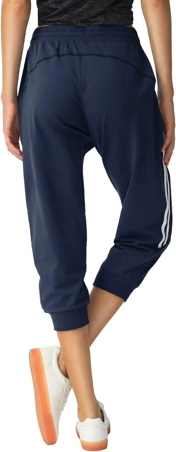 SPECIALMAGIC Women's 2 Pack Capri Pants Cropped Joggers with Pockets Capri Sweatpants