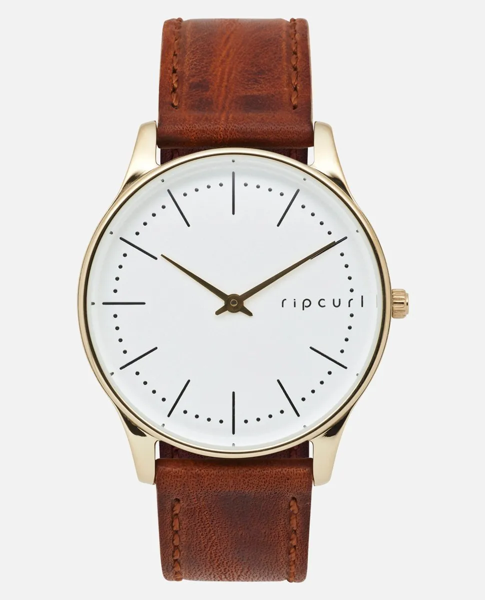Supreme Slim Gold Leather Watch