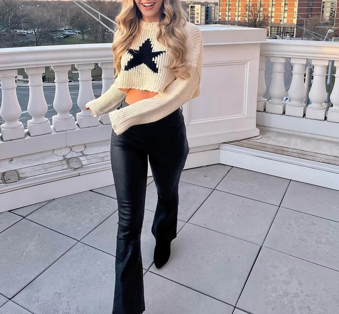Women Faux Leather Flare Pants PU High Waisted Skinny Bell Bottoms Leggings Trendy Bootcut Pants with Slant Pocket