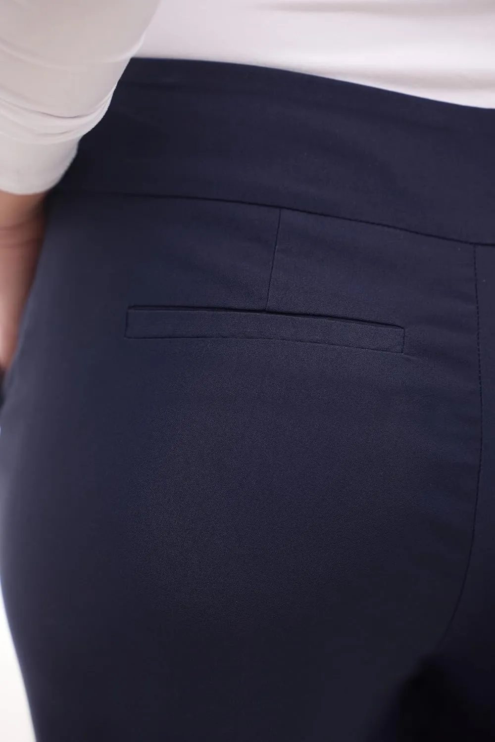 Women's Stretchy Wide Leg Pull-On Dress Pants with Pockets